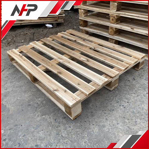 Pallet gỗ